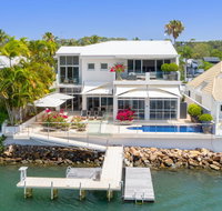 42 Noosa Parade - Food Delivery Shop