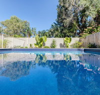 59 Banksia Avenue Coolum Beach - Pet Friendly Linen included 500 BOND - Food Delivery Shop