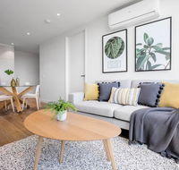 61 Boutique one-bedroom Boxhill Central Mall - Food Delivery Shop