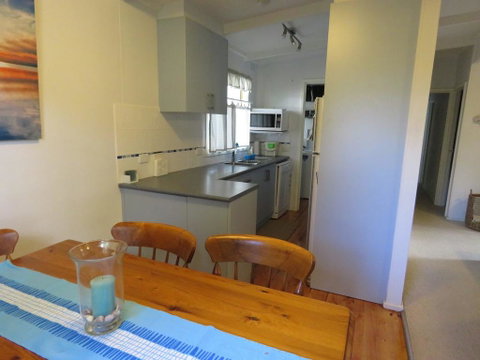 8 Ophir Ave, Ventnor - Food Delivery Shop 2
