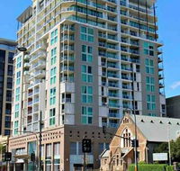 96 North Terrace Stylish Penthouse Apartment - Food Delivery Shop