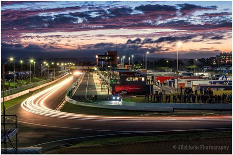 A Country Barn Retreat - Food Delivery Shop 1