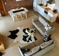 A home amongst the gum trees - Food Delivery Shop