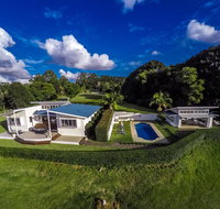 A PERFECT STAY - Byron's Brae - Food Delivery Shop