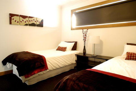 Abode Bendigo Apartments - Food Delivery Shop 2