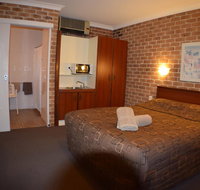 Acacia Motor Inn - Food Delivery Shop