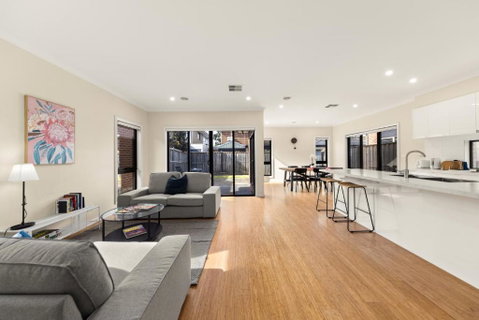 Entire Great Place Keysborough - Food Delivery Shop 0