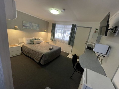 Hatton Vale Motel - Food Delivery Shop 2