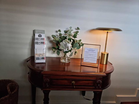 Historic Mintaro Post Office - Food Delivery Shop 2