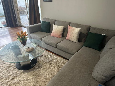 Home Away From Home In Northern Suburb Of Perth - Food Delivery Shop 3