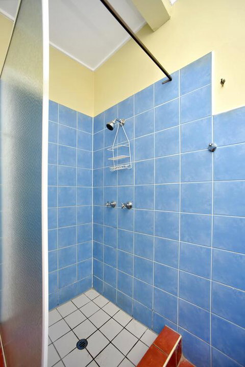 Adobe Motel - Food Delivery Shop 3