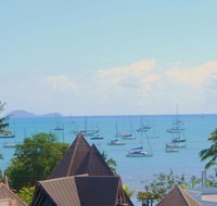 Airlie Beach Apartments - Food Delivery Shop