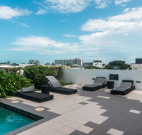 Airtrip Apartments on River Street Mackay - Food Delivery Shop