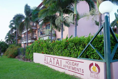 Alatai Holiday Apartments - Food Delivery Shop 2