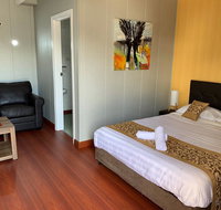 Albion Hotel - Motel Finley - Food Delivery Shop