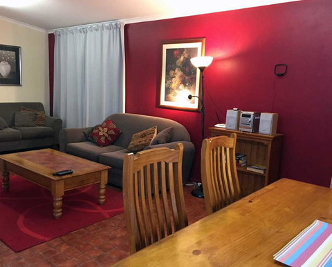 Alexander Cottage - Food Delivery Shop 0