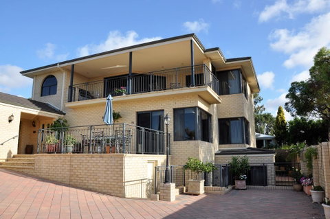 Alfred Cove Short Stay - Food Delivery Shop 0