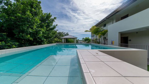 Alpha 8 On Waterson - Airlie Beach - Food Delivery Shop 1