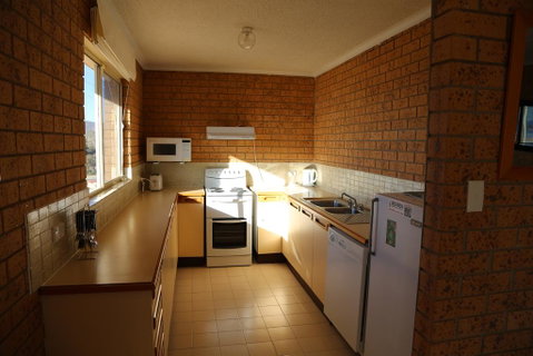 Alto Vista 6 - Food Delivery Shop 3