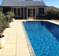 Amazing Views Pet Friendly Bed and Breakfast - Food Delivery Shop