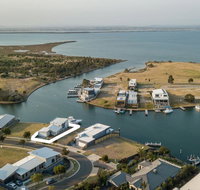 Anchored - Access to the Gippsland Lakes - Food Delivery Shop