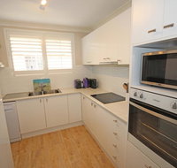 Annie's Apartment - Food Delivery Shop