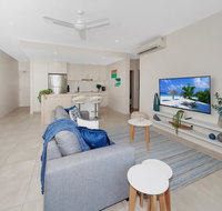 Apartment Close To The City Life on Lake 3 - Food Delivery Shop