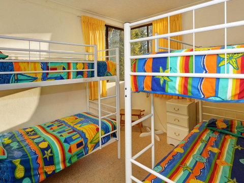Apartment With Inground Pool - Food Delivery Shop 1