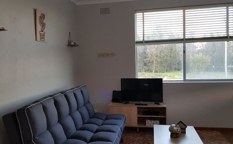 Apartment With Sweeping View Of The Bay, 2 Bedrooms, Sleeps 5 - Food Delivery Shop 3