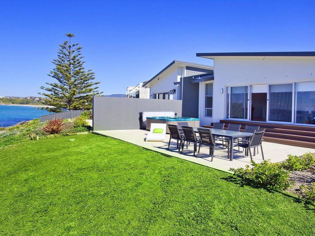 Kiama Downs NSW Food Delivery Shop