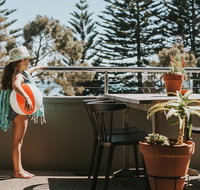 Aquabelle Apartments - Food Delivery Shop