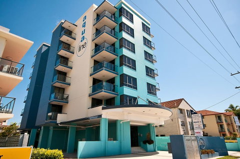 Aqualine Apartments On The Broadwater - Food Delivery Shop 1