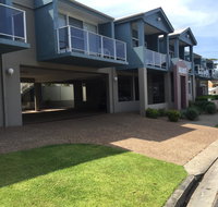 Aquarius Apartments Mollymook - Food Delivery Shop