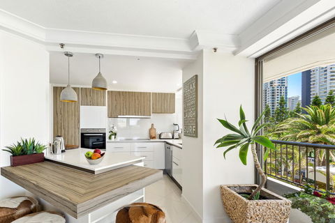 Aqueous Apartment - Food Delivery Shop 2