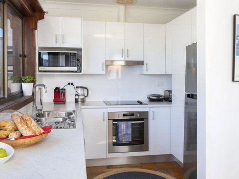 Araluen On Holden - Great Deck With Ocean Views - Food Delivery Shop 3