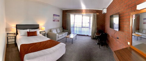 Ararat Colonial Lodge Motel - Food Delivery Shop 2