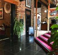 Art Hotel on York - Food Delivery Shop