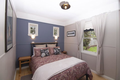 Artisan Retreat - Food Delivery Shop 3