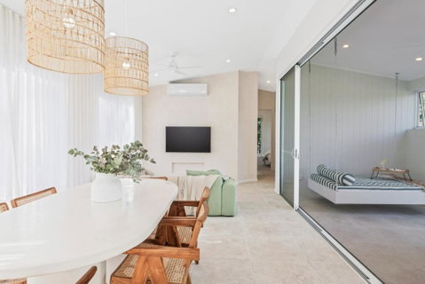 Luxurious Mediterranean-Inspired Guesthouse - Food Delivery Shop 2