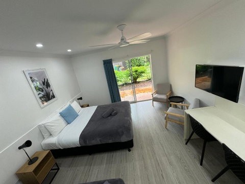 Mareeba Motor Inn - Food Delivery Shop 3