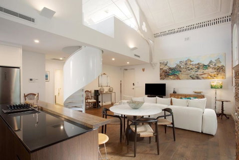 Mezzanine Magic, Bondi Junction - Food Delivery Shop 1