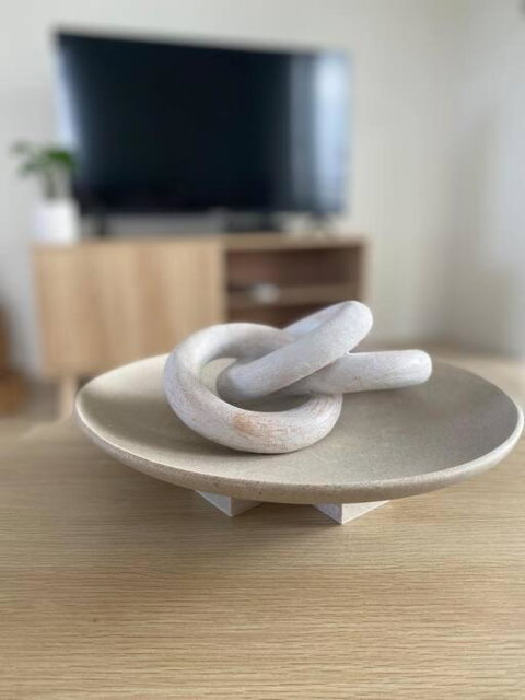 Modern Luxury 1 Bedroom Apartment - Walk To The Shops! Free Wifi - Food Delivery Shop 3
