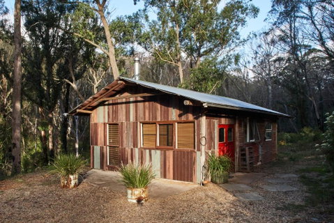 Monga Mountain Retreat - Food Delivery Shop 0