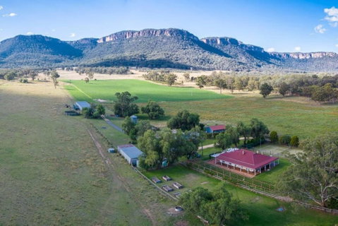Myalla Farm, Leave The World Behind - Food Delivery Shop 0