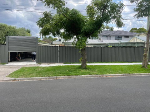Oakleigh Private Unit - Food Delivery Shop 1