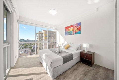 Oxygen Apartments - Food Delivery Shop 3