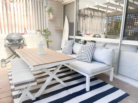 Palm Cove Villa - Food Delivery Shop 0