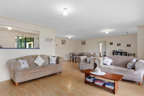 Pascalinga 38 Carrickalinga Road - Food Delivery Shop 2