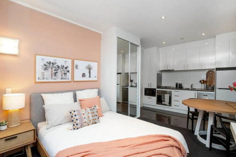 Peach On Sussex North Adelaide - Food Delivery Shop 1