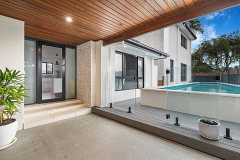 Pool House Hideaway - Food Delivery Shop 0